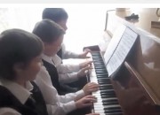 3 Trolle am Klavier (russisches Video)